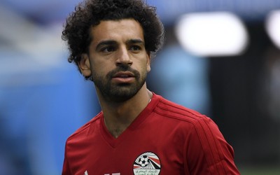 广发体育精华-欧文鱼跃冲顶稍稍高出